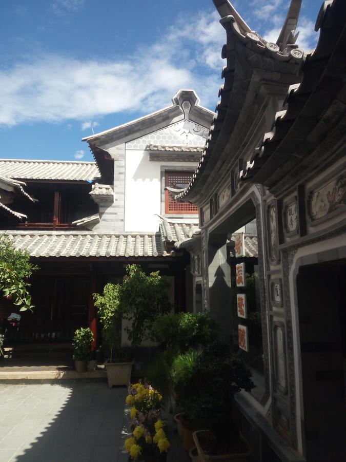 Shaxi Aoding Courtyard Bed & Breakfast Jianchuan Exterior foto